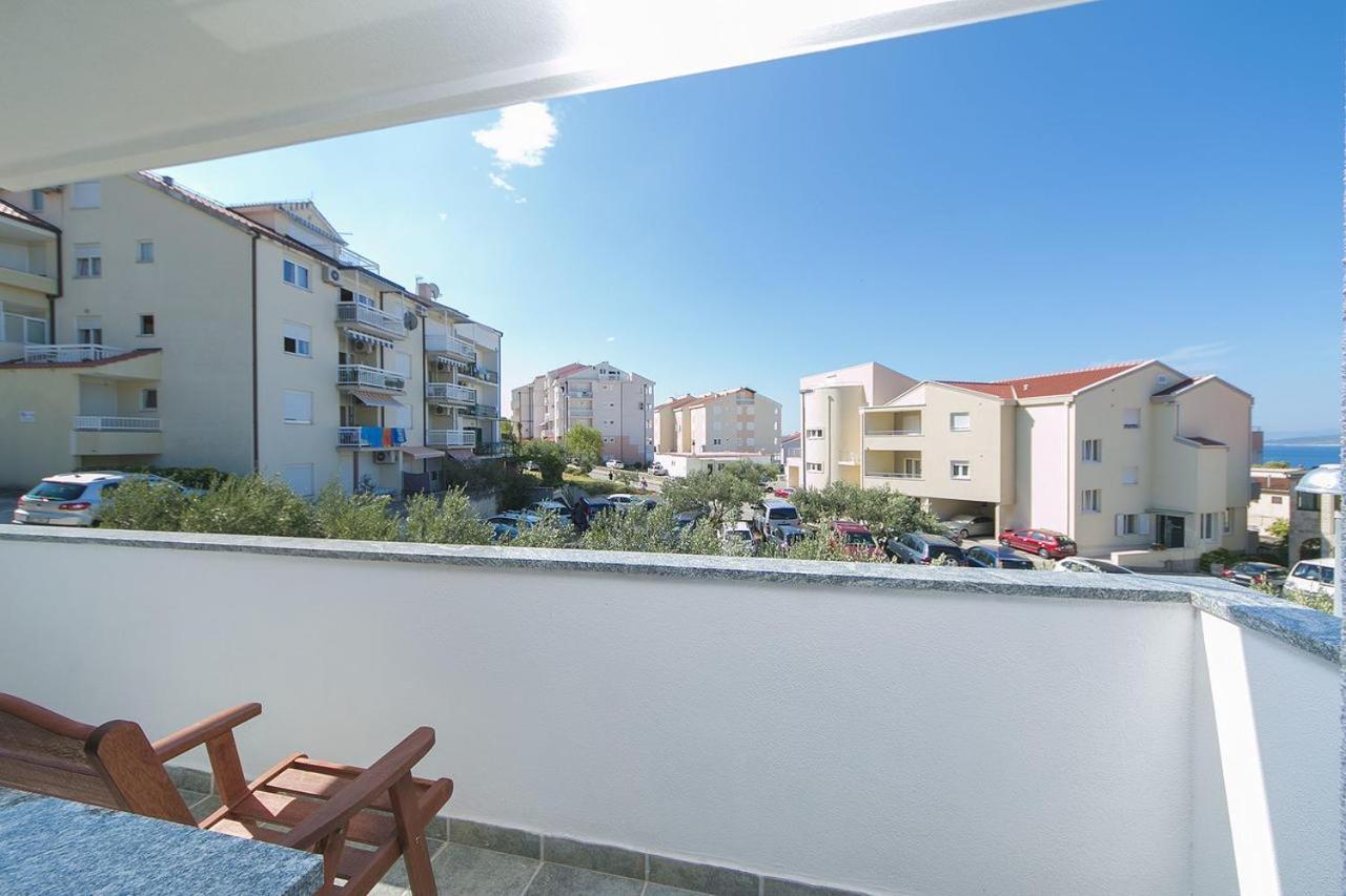 Apartments Sanja Baska Voda Exterior photo